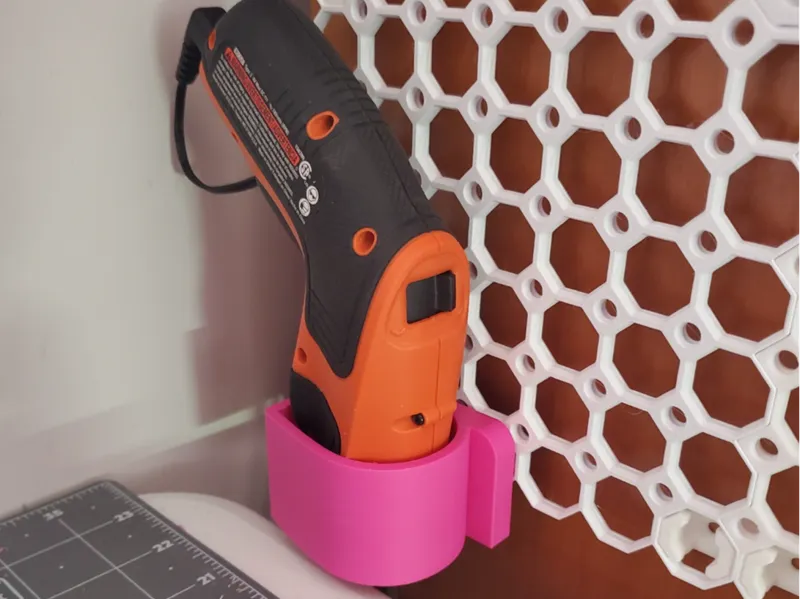 Multiboard Black and Decker drill holder