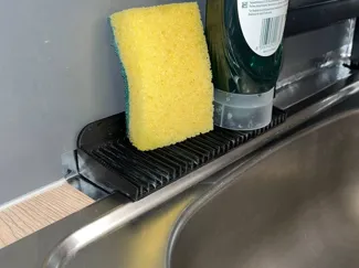 Kitchen sink drainer sponge/soap