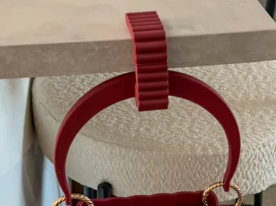 ribbed bag hanger