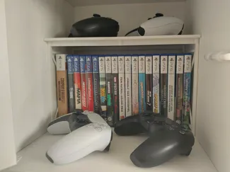 Regal für Playstation, Blu-ray, DVD in Ikea Eket