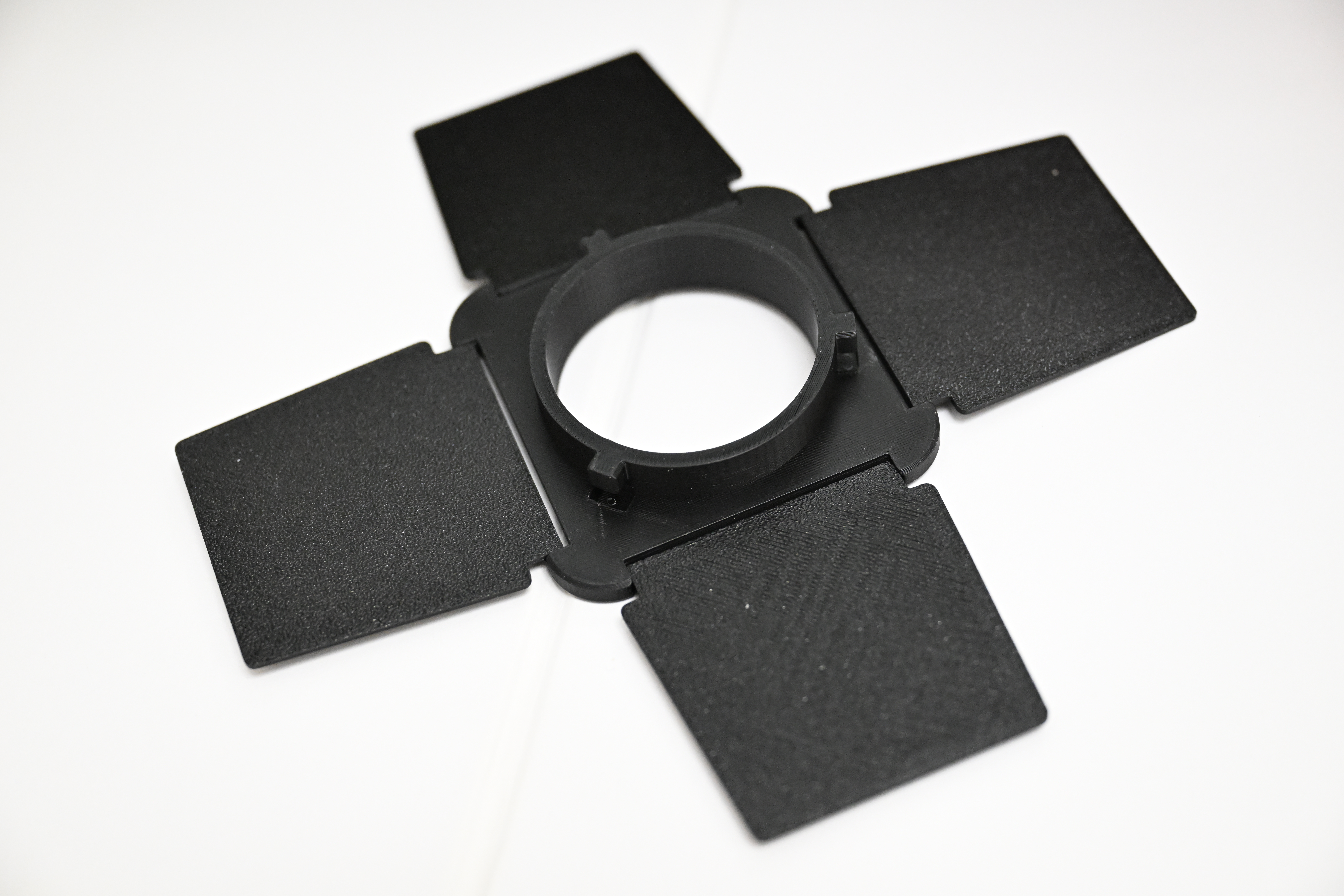 Miniatura 2 do modelo 3D mini保荣卡口四叶挡光板