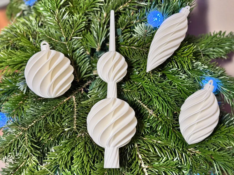 Spiral Christmas Ornament Set