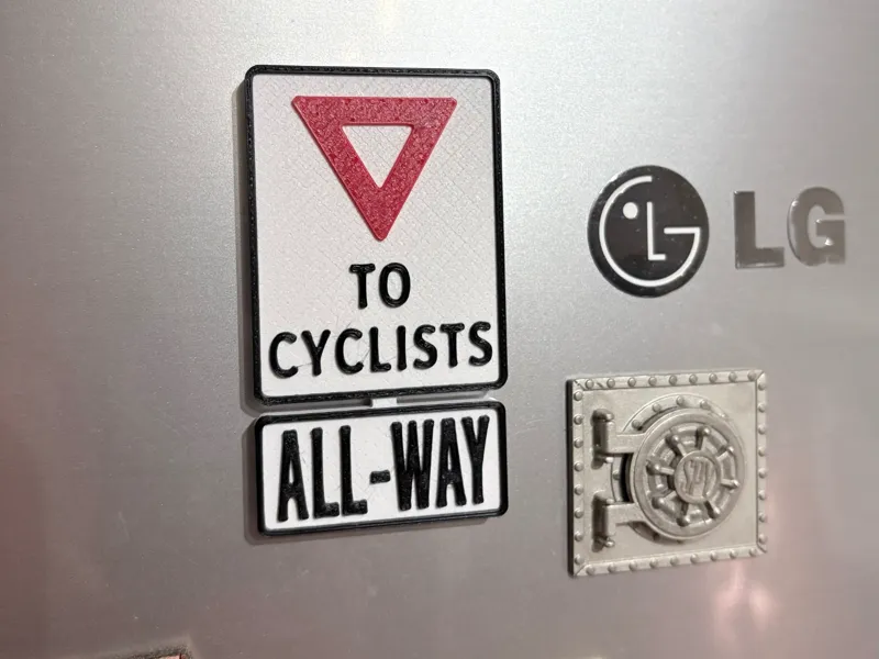 YIELD to cyclists magnet