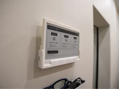 XIAO 7.5" ePaper Panel wall mount