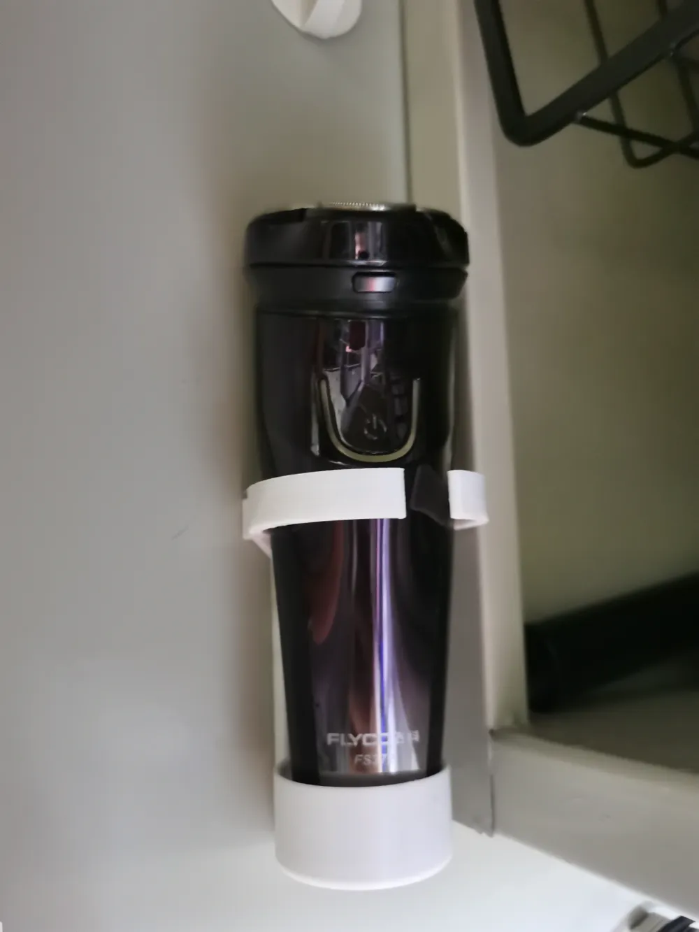 Shaver holder/Electric toothbrush holder剃须刀壁挂架 by GUANYYYYY MakerWorld