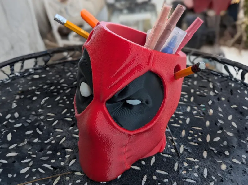 Deadpool Pen Holder – Textured & Multicolor Remix