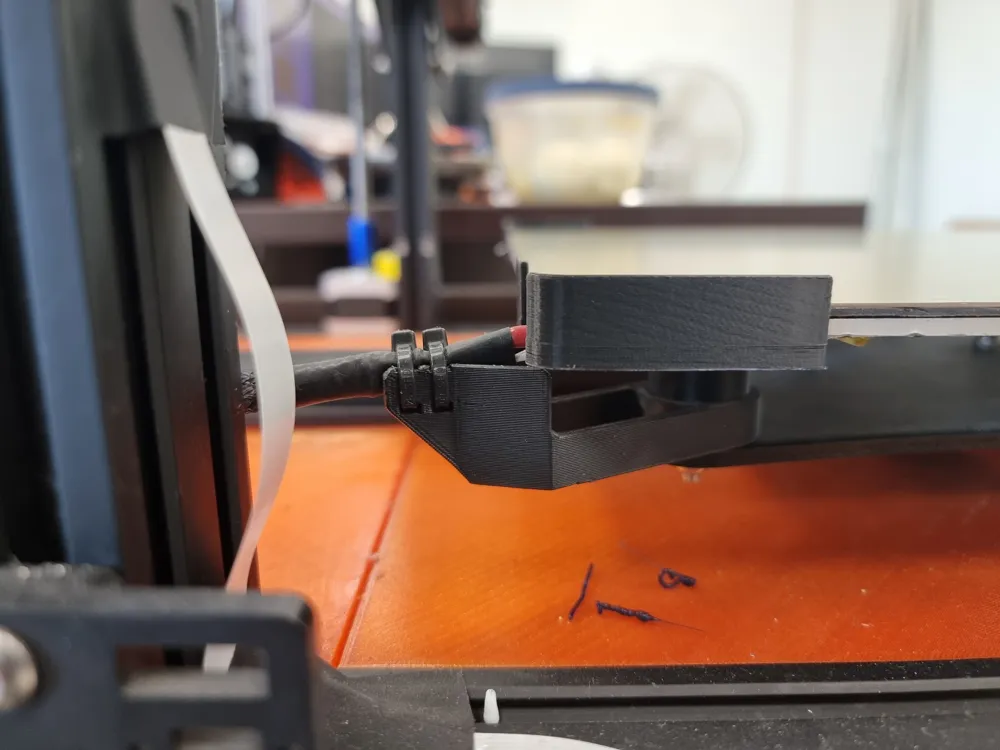 CR10/ Ender 3 Bed Aligner by Zach3D MakerWorld
