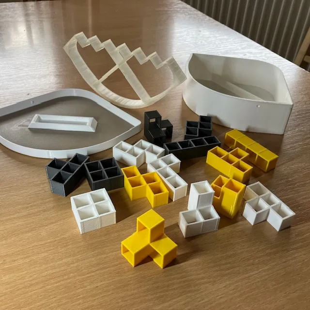 Tetra balance with box
