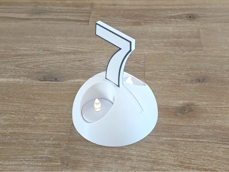 Ständer mit LED-Teelicht für Geburtstag und andere