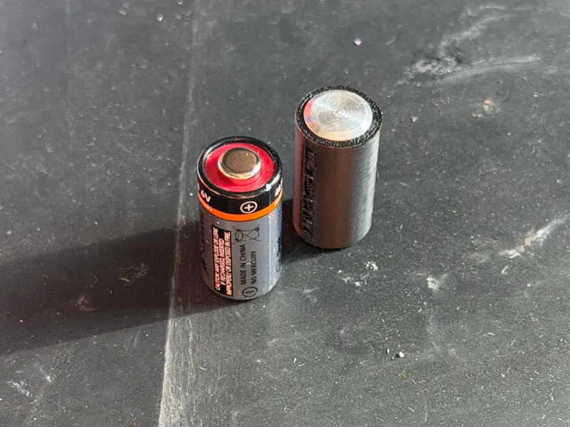 4LR44 battery adapter