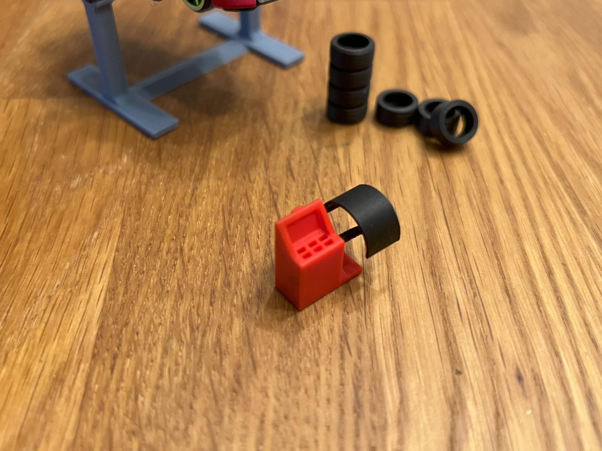 tire balancer 1/64 scale car diorama garage wheel