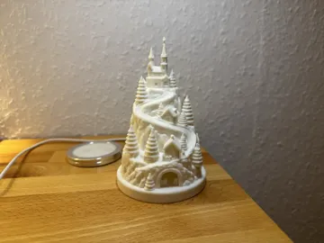 Accesorio para impresora 3D: Winter/Märchen-Berg mit Schloss — vista de referencia 3