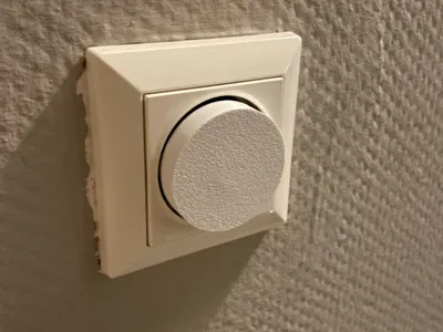 Simple Light Dimmer