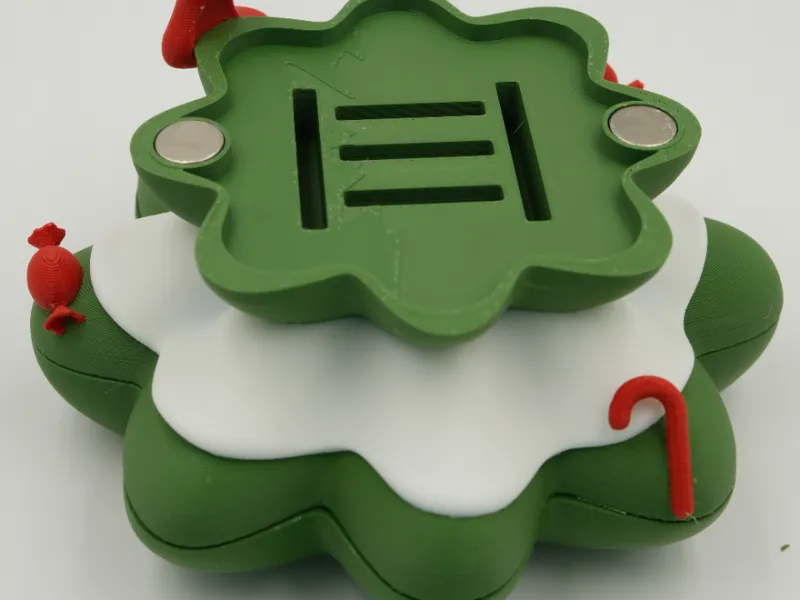 Christmas Tree Game Cartridge Holder