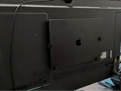 MacBook 16 VESA 300x200 Mounting Brackets