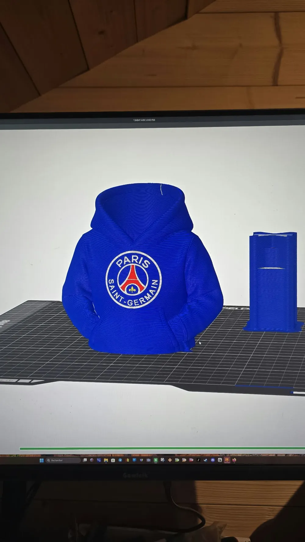 Thingiverse Pen Rack PSG Paris SG hooded sweat pen holder - Free 3D Print Model - MakerWorld