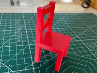 Mini-chaise rouge stylée — photo 1