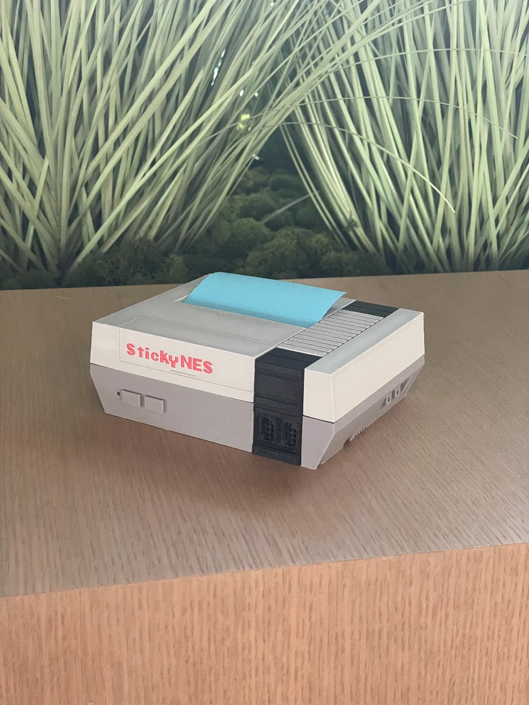 NES Sticky Note Dispenser view 3