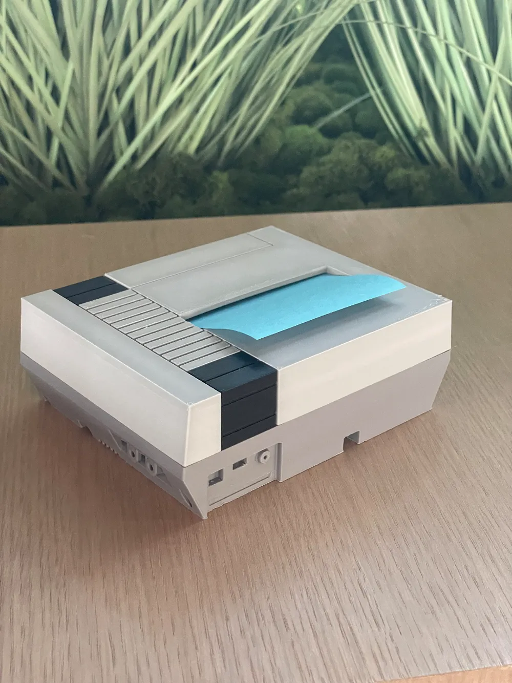 NES Sticky Note Dispenser - Free 3D Print Model - MakerWorld, image size:1000x1333