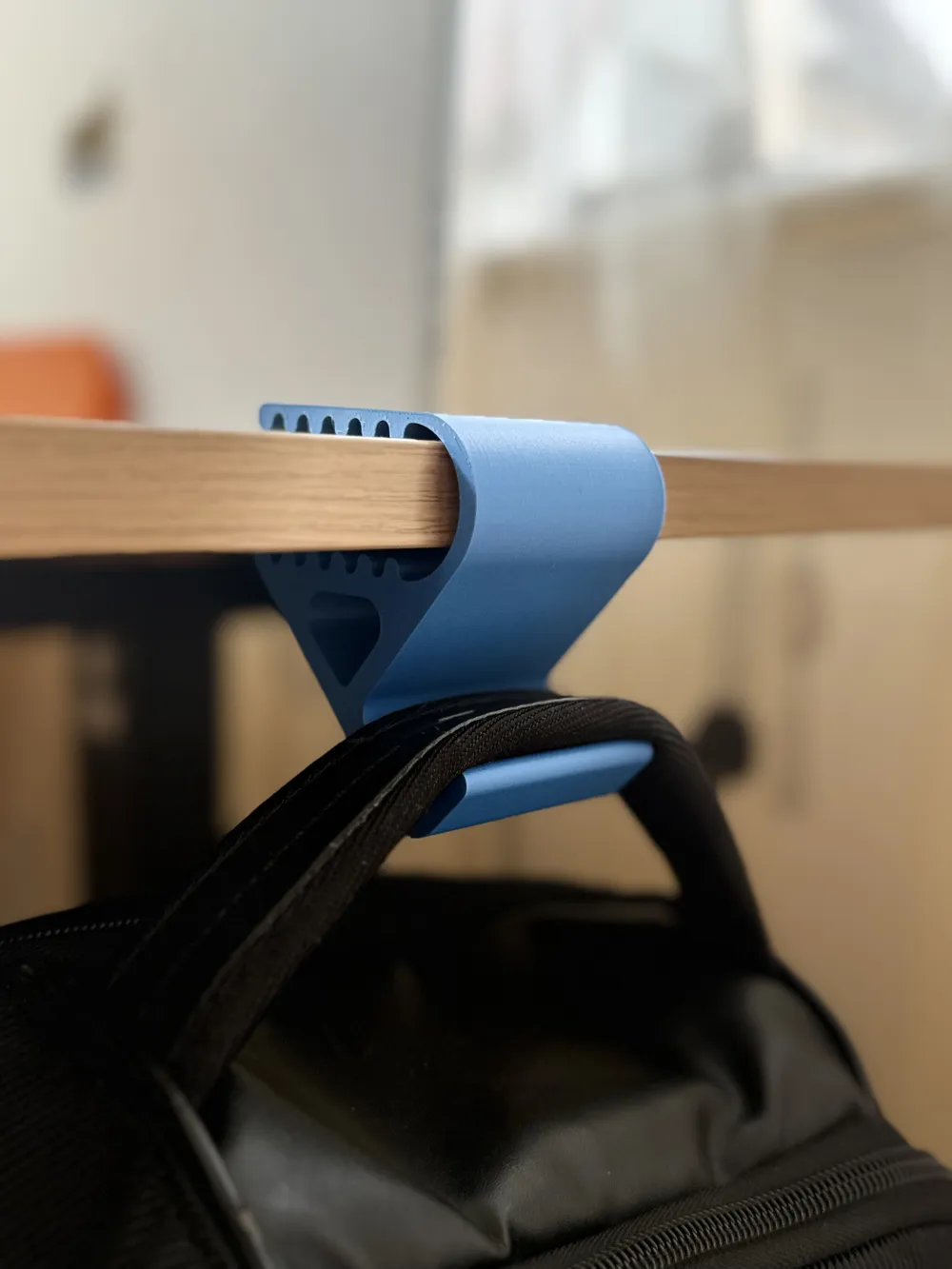 Backpack Desk Holder - Free 3D Print Model - MakerWorld