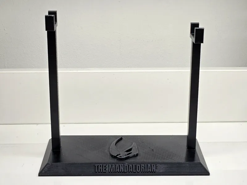 The Mandalorian Pulse Rifle blaster stand