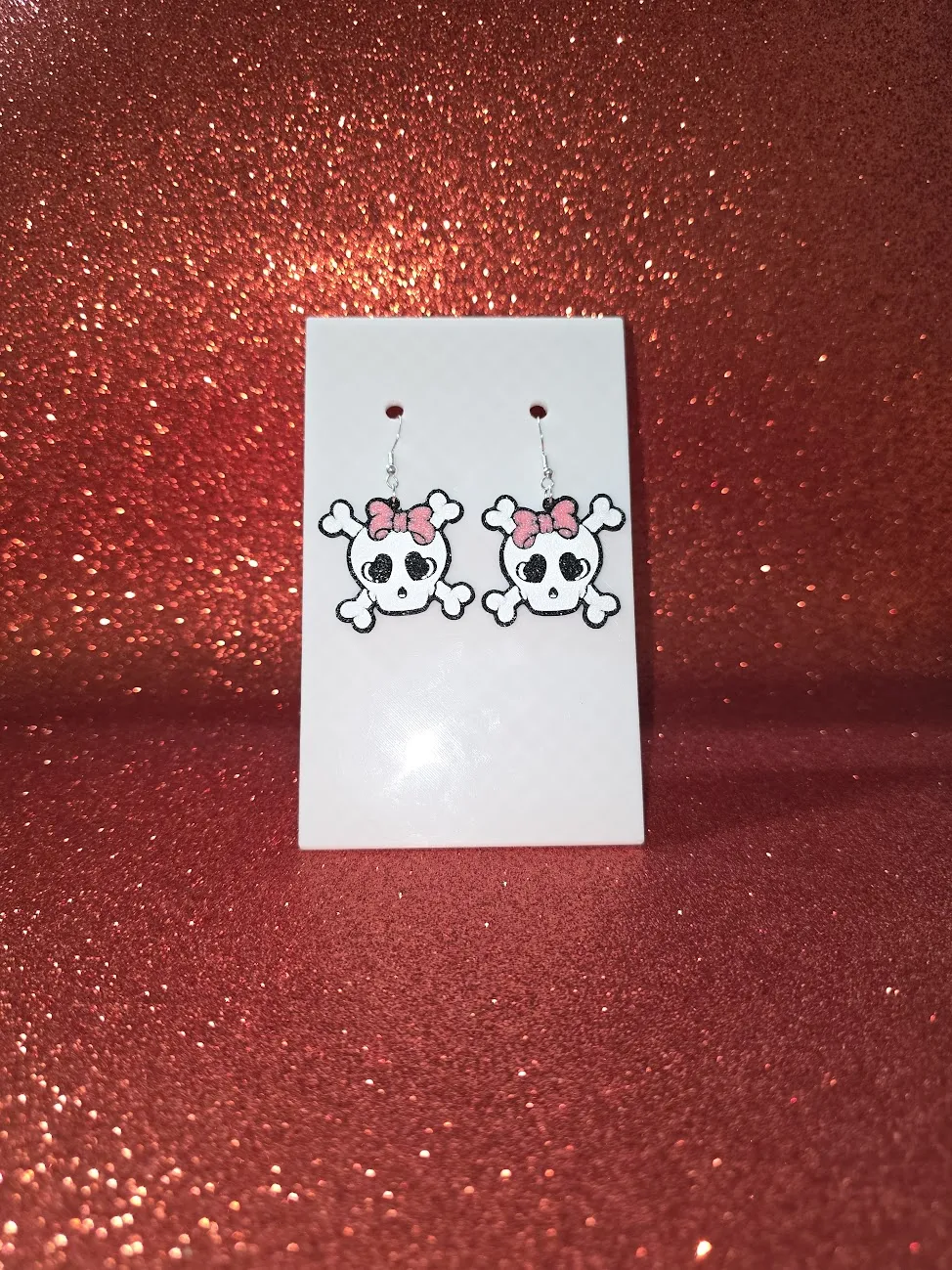 Love skull earrings view 2