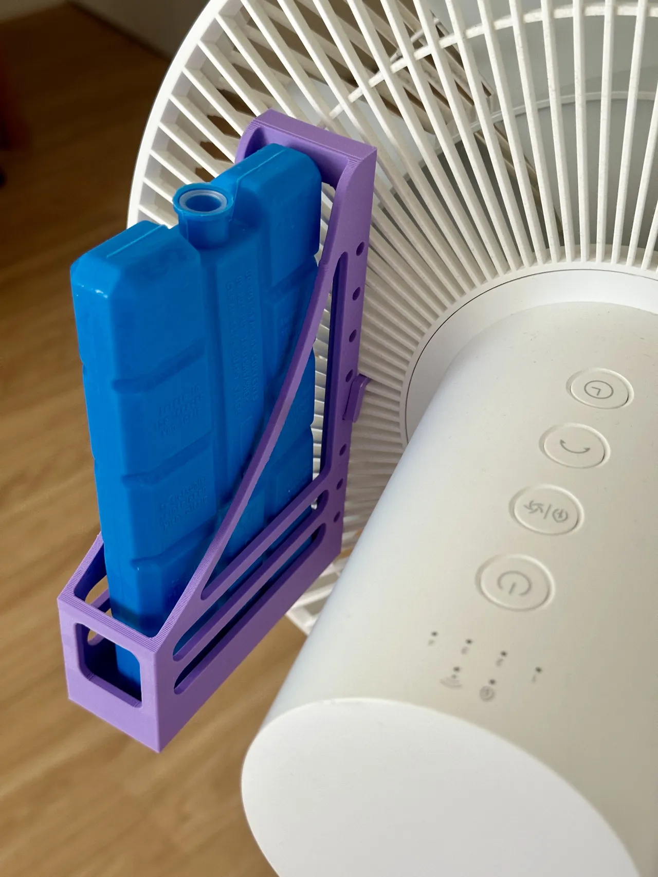 Kühlakku-Halterung für Ventilatoren view 3