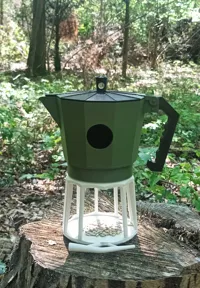 Moka bird house