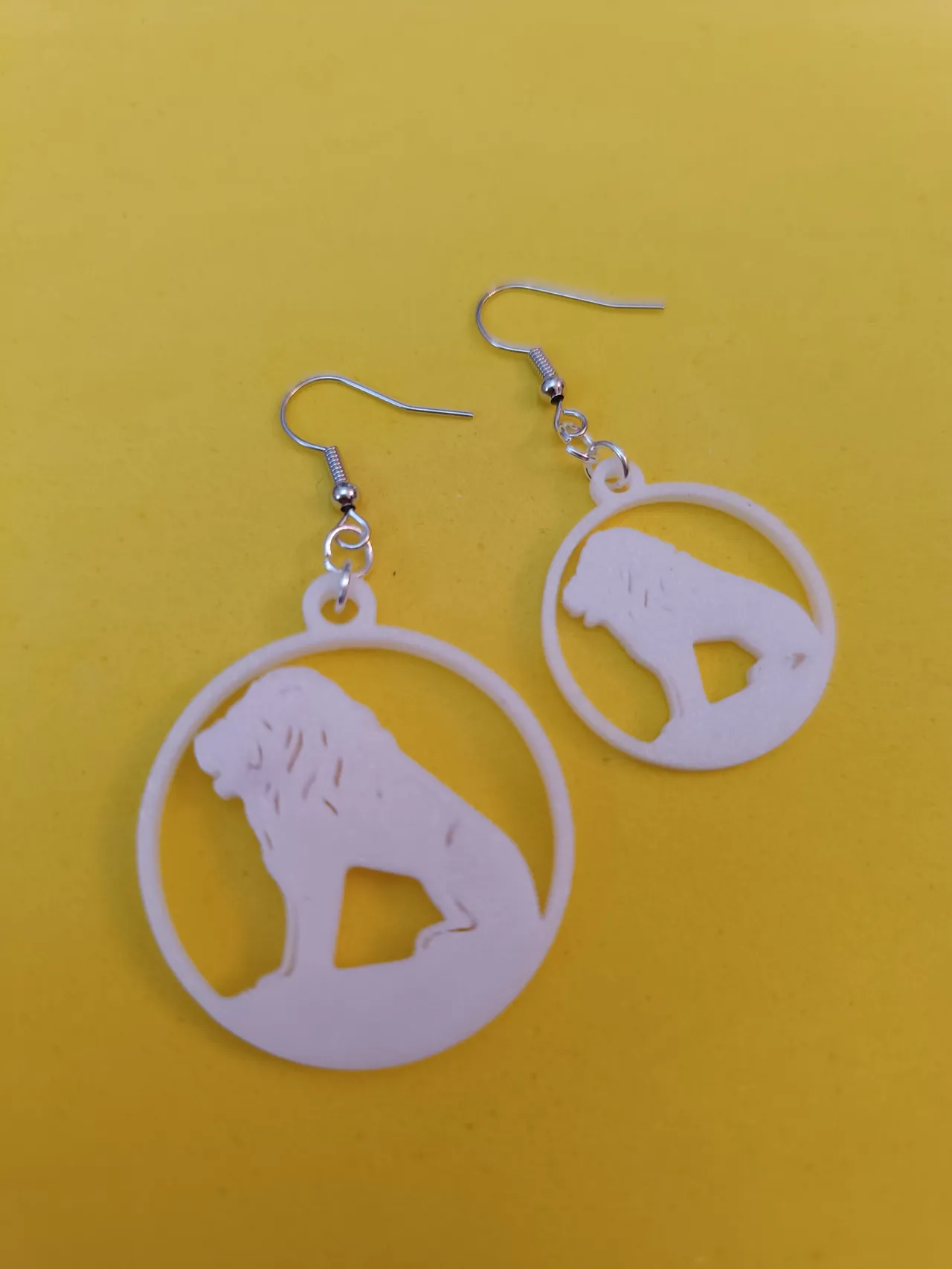Pendientes "El León Colosal" view 4