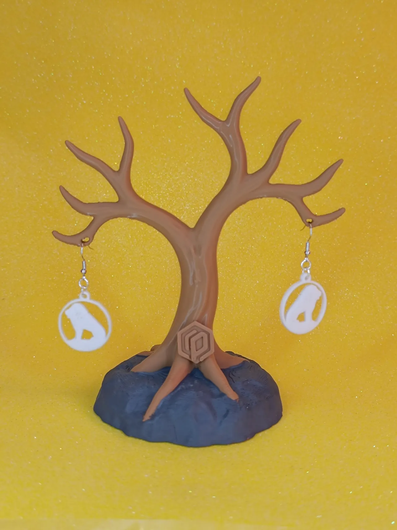 Pendientes "El León Colosal" view 3