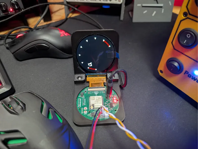 Garage Tinkering gauge board holder for LCD gauges