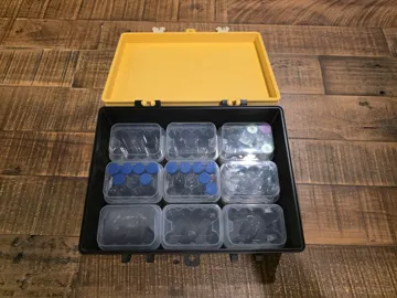Caja o estuche: 17-Kit Dual-Layer Vial Case – SnapShut or Hardware — vista de referencia 4