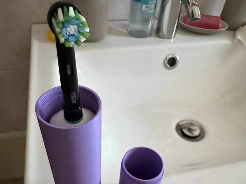 Case OralB Elctric toothbrush