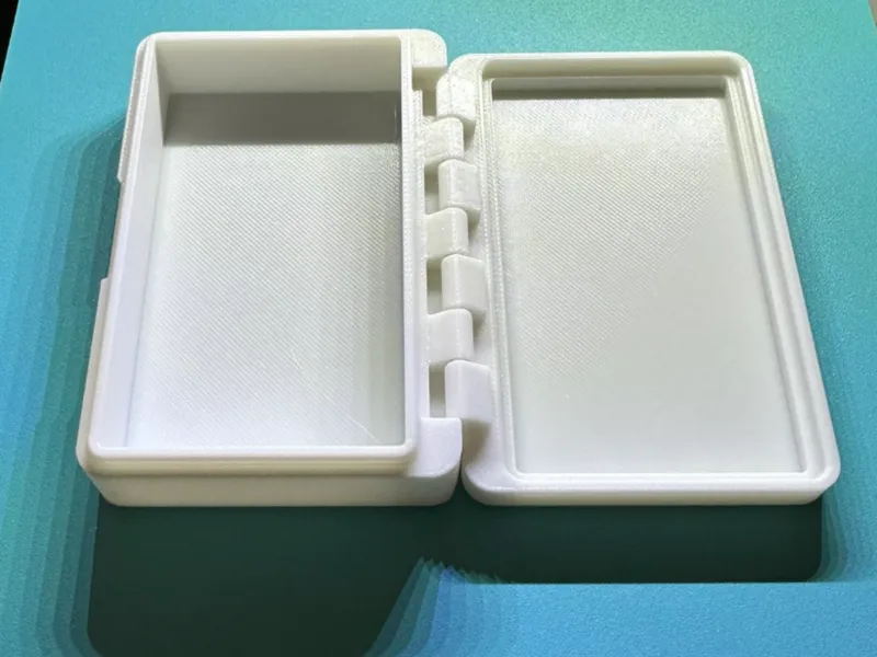Print In Place Hinged EDC Box - The MacGuyver Box