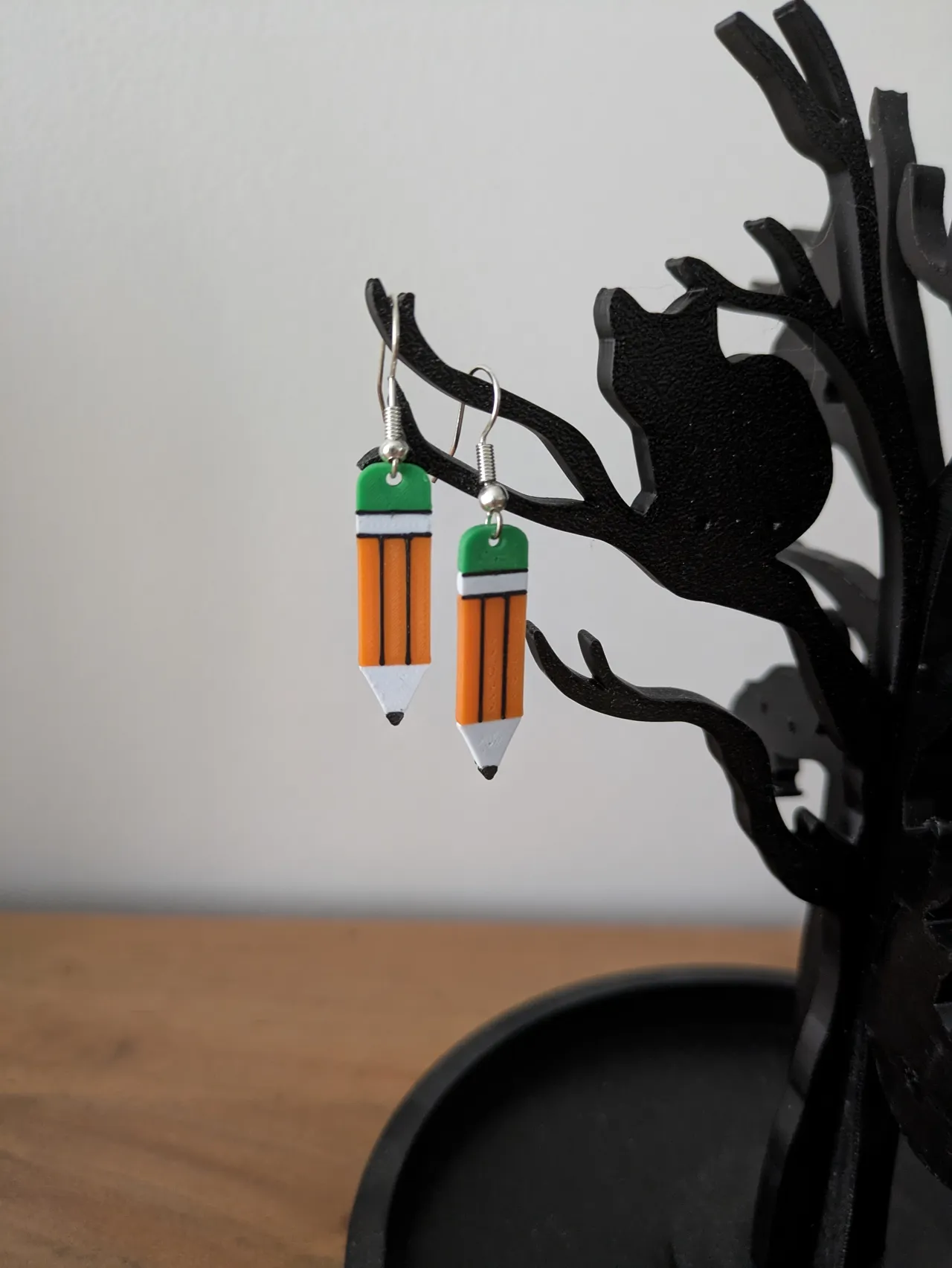 boucles d'oreille en forme de crayon view 4