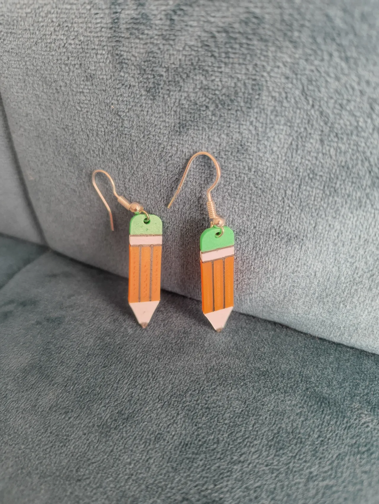 boucles d'oreille en forme de crayon view 2