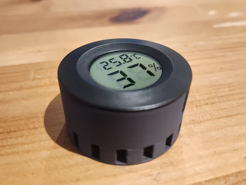 Small Hygrometer Holder (for air flow)