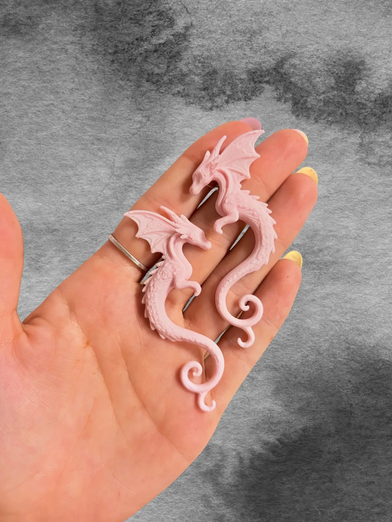 Pendientes dragones view 2
