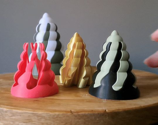 Spiral passtrough Christmas tree fidget toy