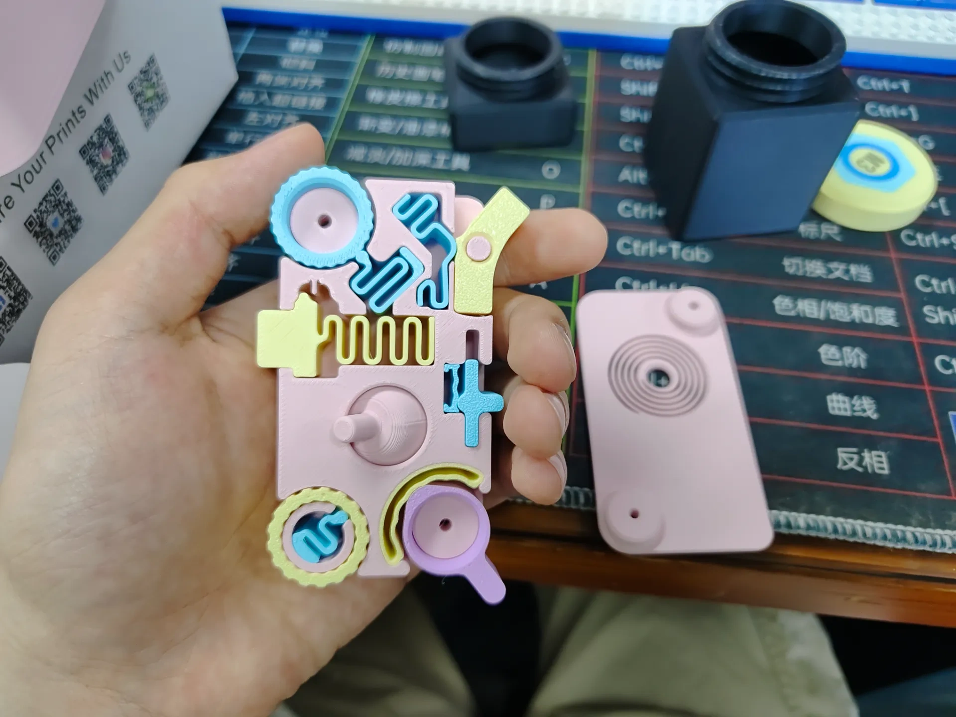 Miniatura 3 do modelo 3D 爽歪歪-解压玩具-超强七件套