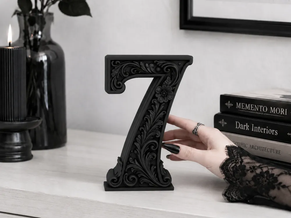 Estante o repisa: Goth Baroque Number 7 Floral Shelf gothic Decor. Referencia del modelo original.