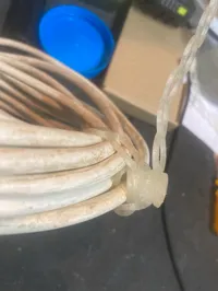 Attaches réutilisables pour câbles et cordages — photo 2