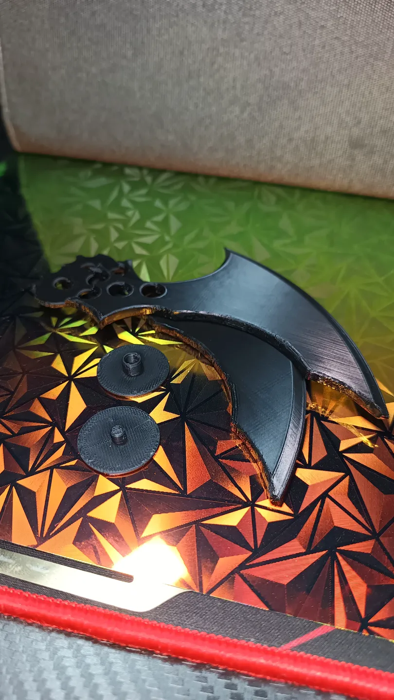 Batarang Replica with Dual-Holder Stand by 3D.printing.Boutique.de ...