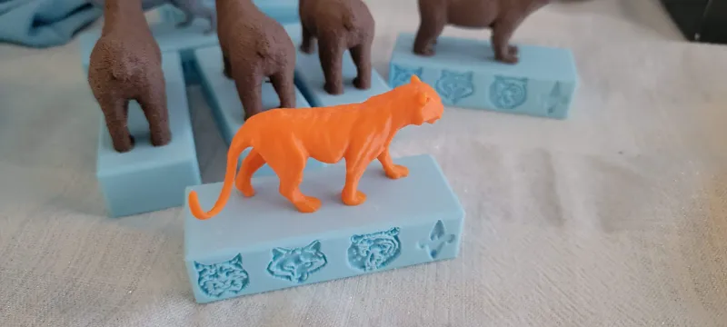 cub scout statue tiger