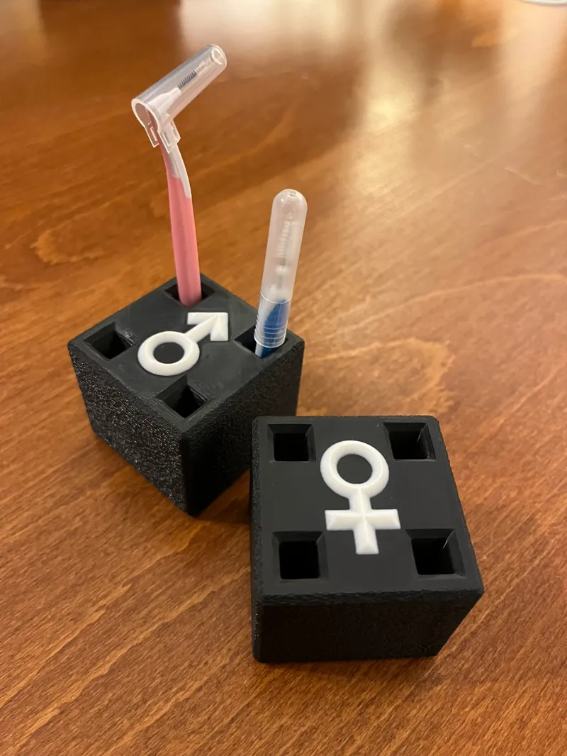 Mini tooth brush holder