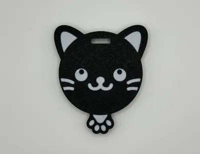 Cat food can lid with hole for fork