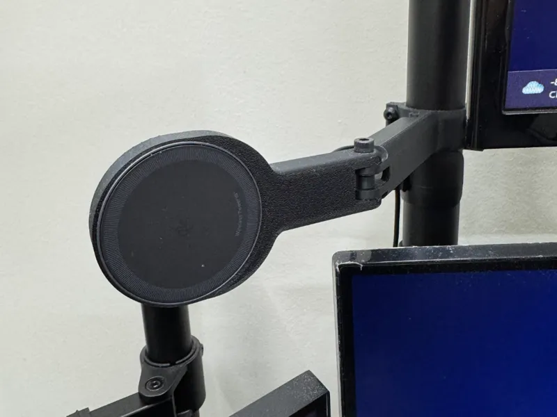 Magsafe Pole Mount