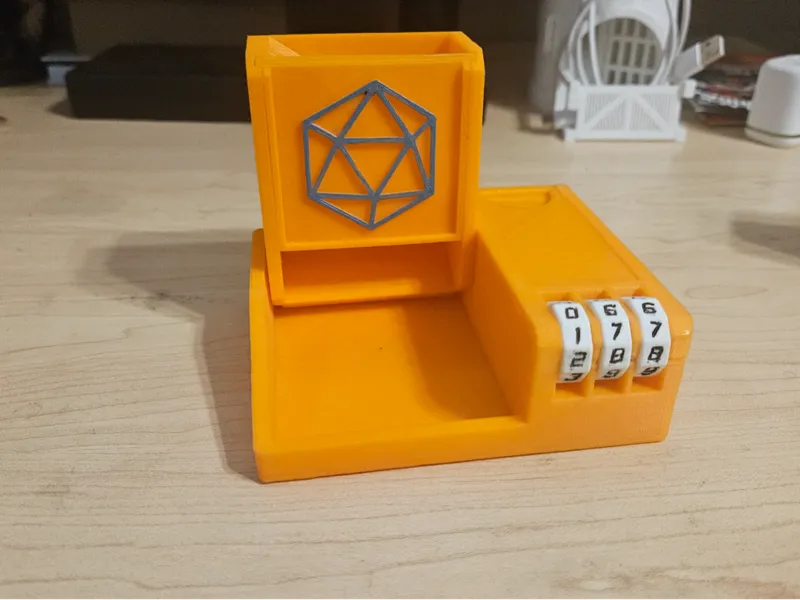 Compact Dice Tower and Life Counter