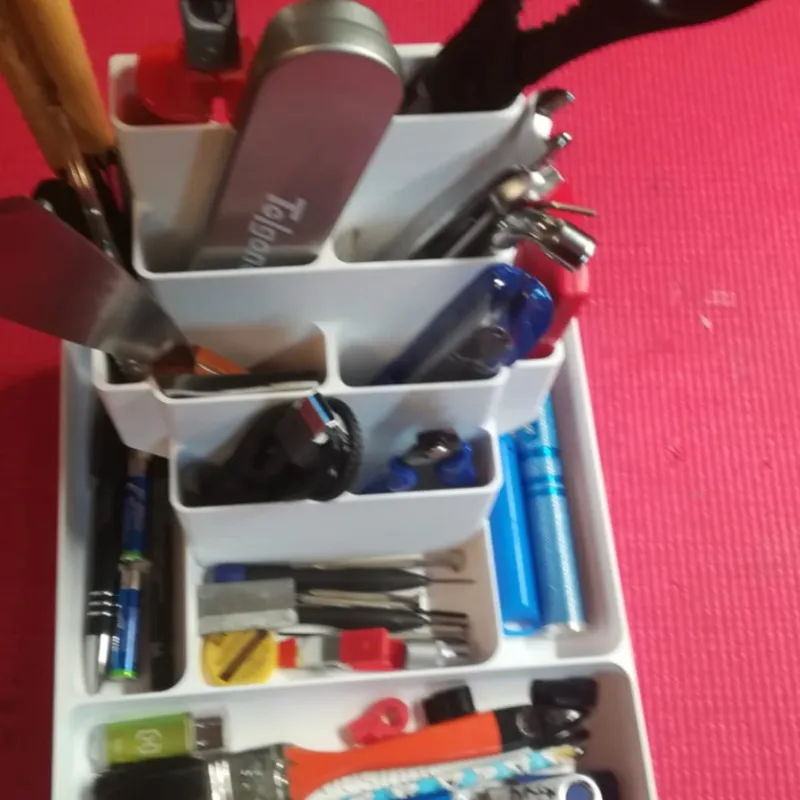 Universal Work Place & Tool Organizer / Ablage