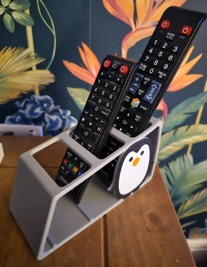 Penguin Remote Stand